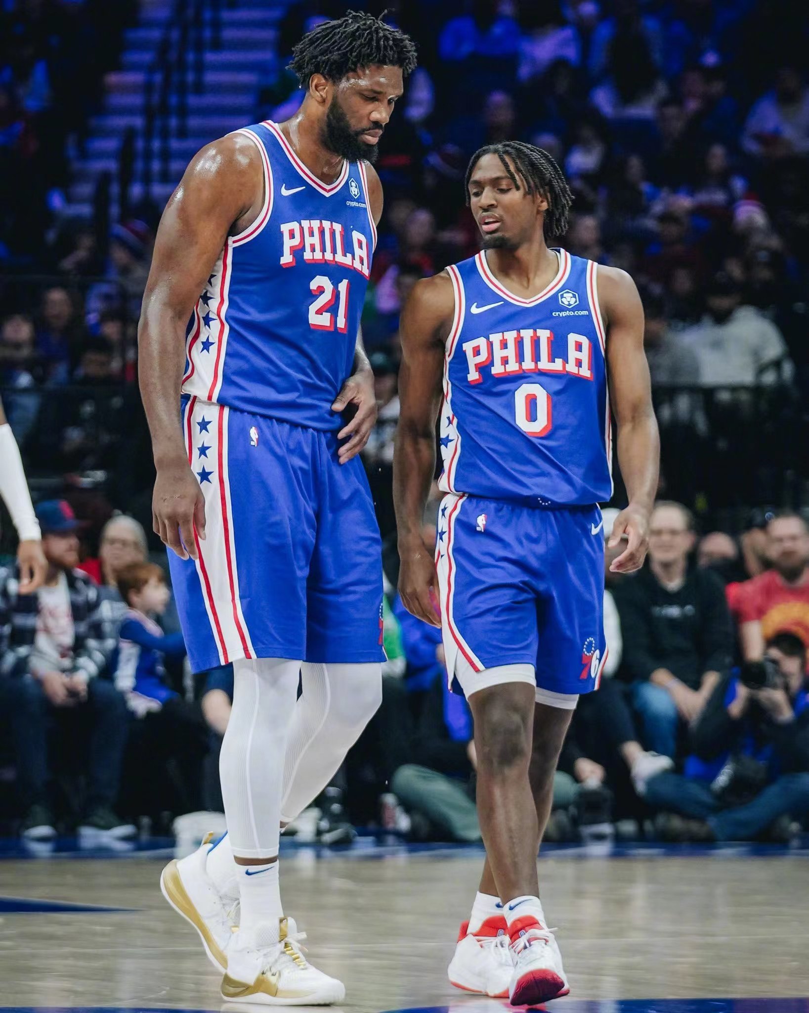 Den ordinære NBA-sæson er i uro igen, 76ers slog Nuggets på en spændende måde